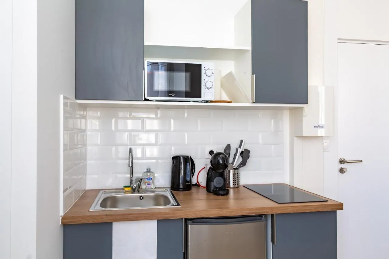 Pierres Noires - Coup de coeur : studio neuf et cosy, proche centre-ville et Fac / stationnement gratuit / 100m du bus Brest Appartement